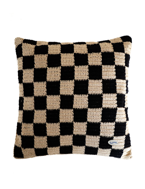 No.33 Checks Crochet Cushion_50*50 (small pattern)